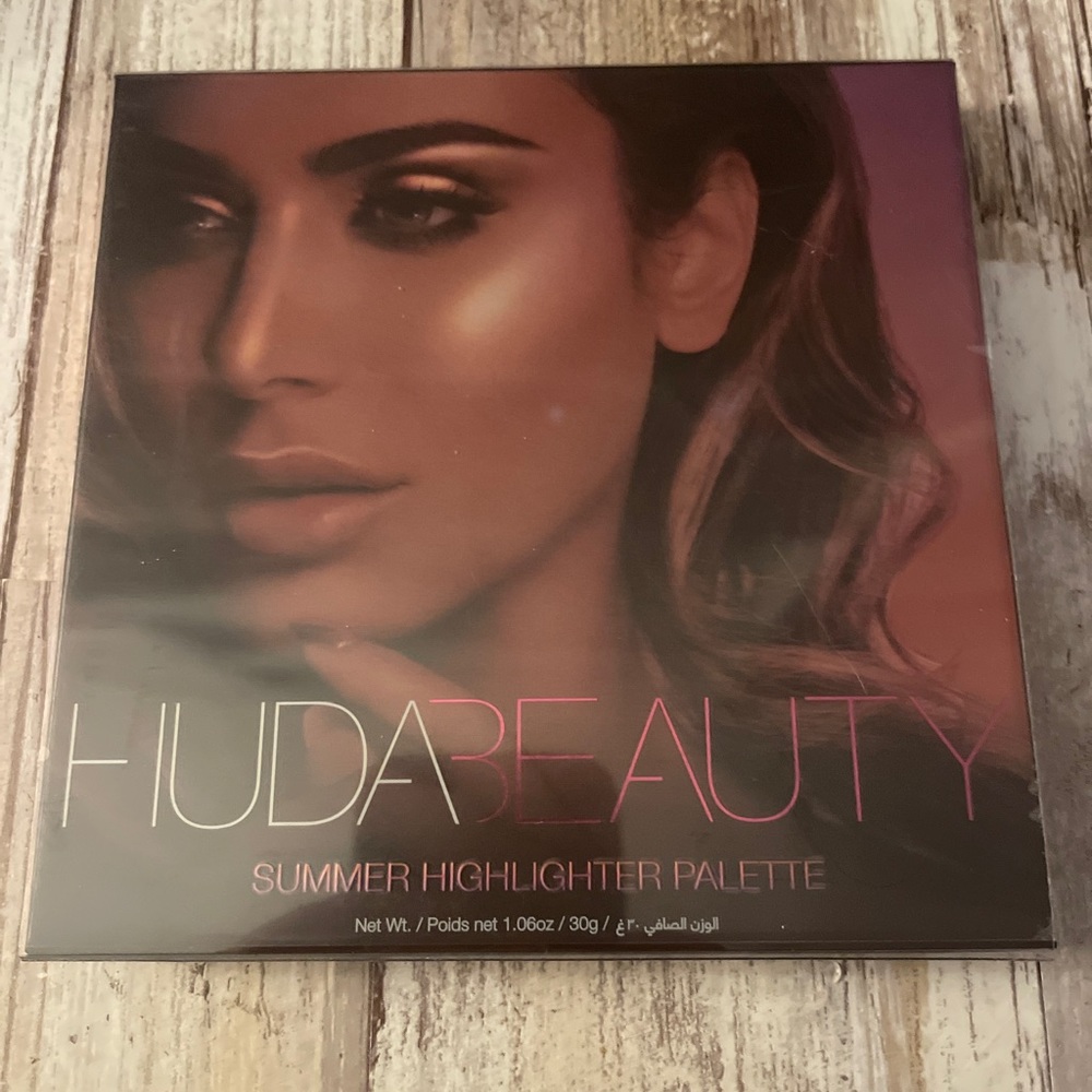 Huda Beauty Summer Highlighter Palette Summer Solstice Edition